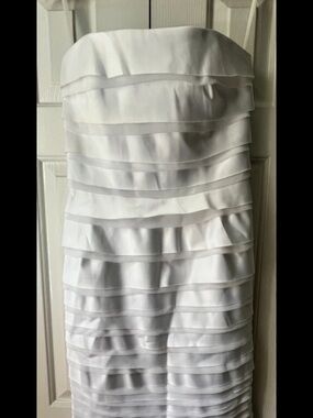 White House Black Market White Strapless Layered Midi Dress. Sz 8